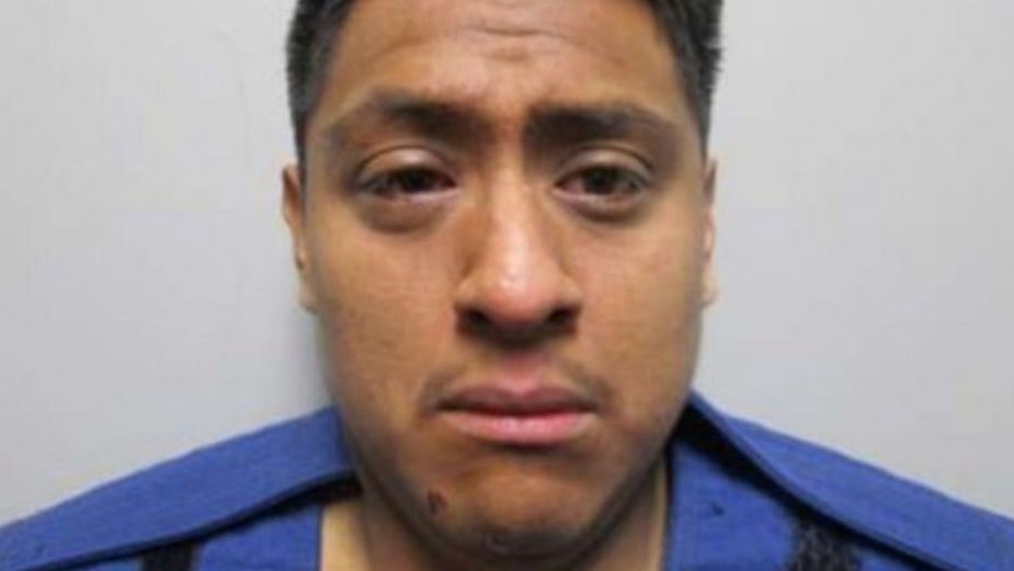 “¡Sé que me vas a matar!” Hombre asesina a su madre y después baila con su hermana junto al cadáver