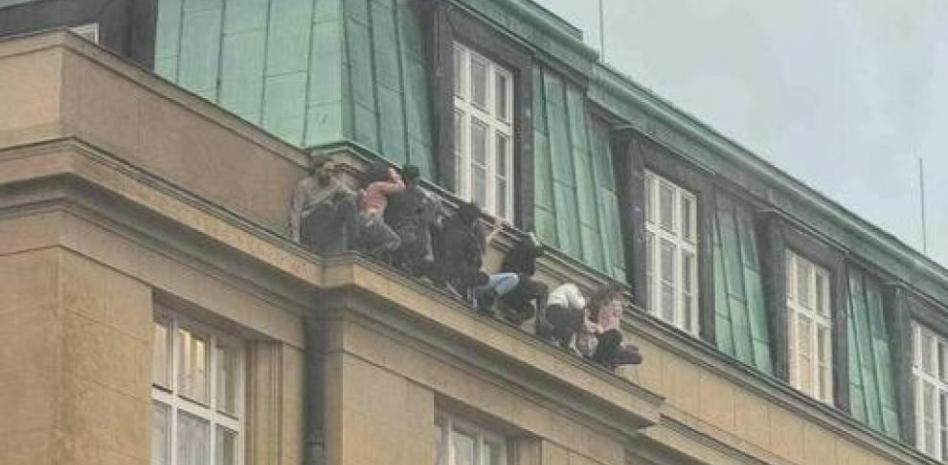 Tiroteo en Praga: al menos 15 muertos y 20 heridos