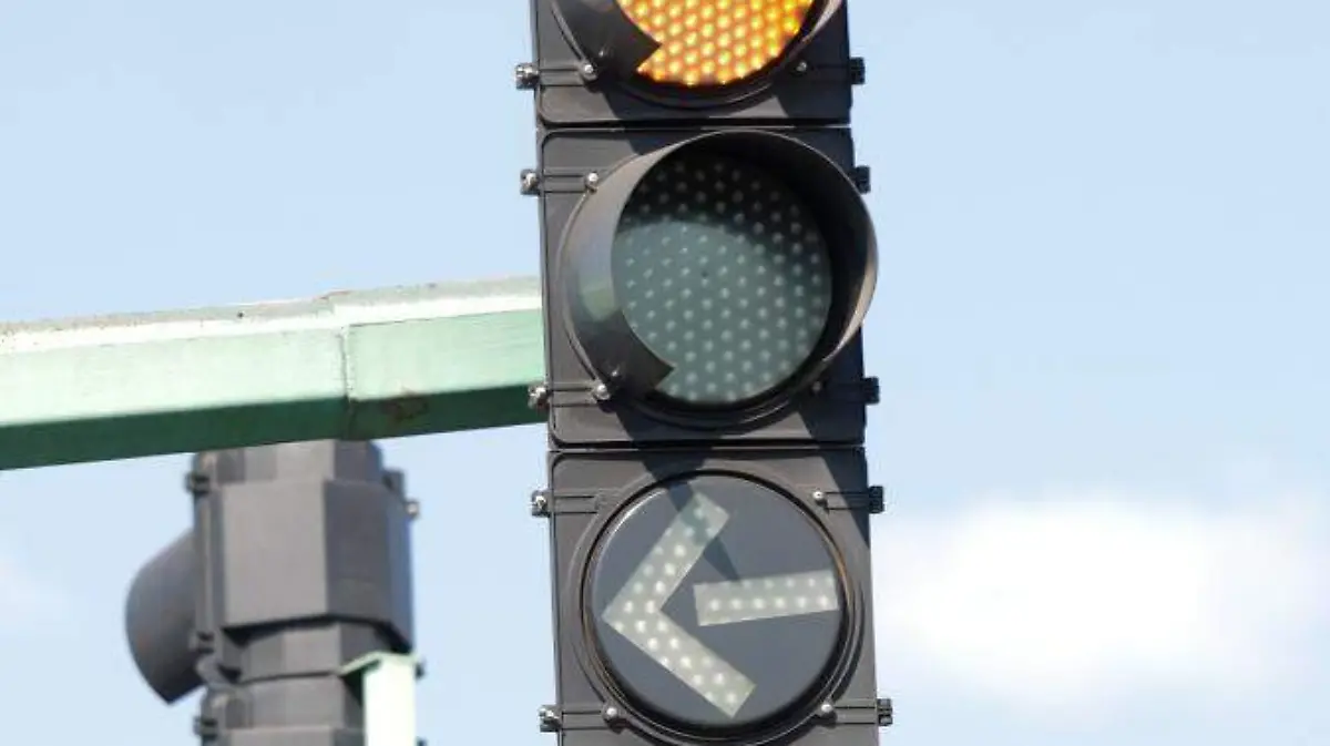 Sedum atiende semáforos dañados en Torreón Nuevo y La Huerta