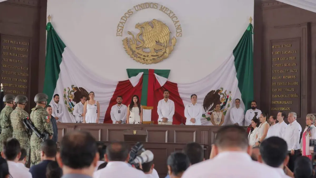 Congreso de Michoacán, entre minutos de silencio e iniciativas congeladas
